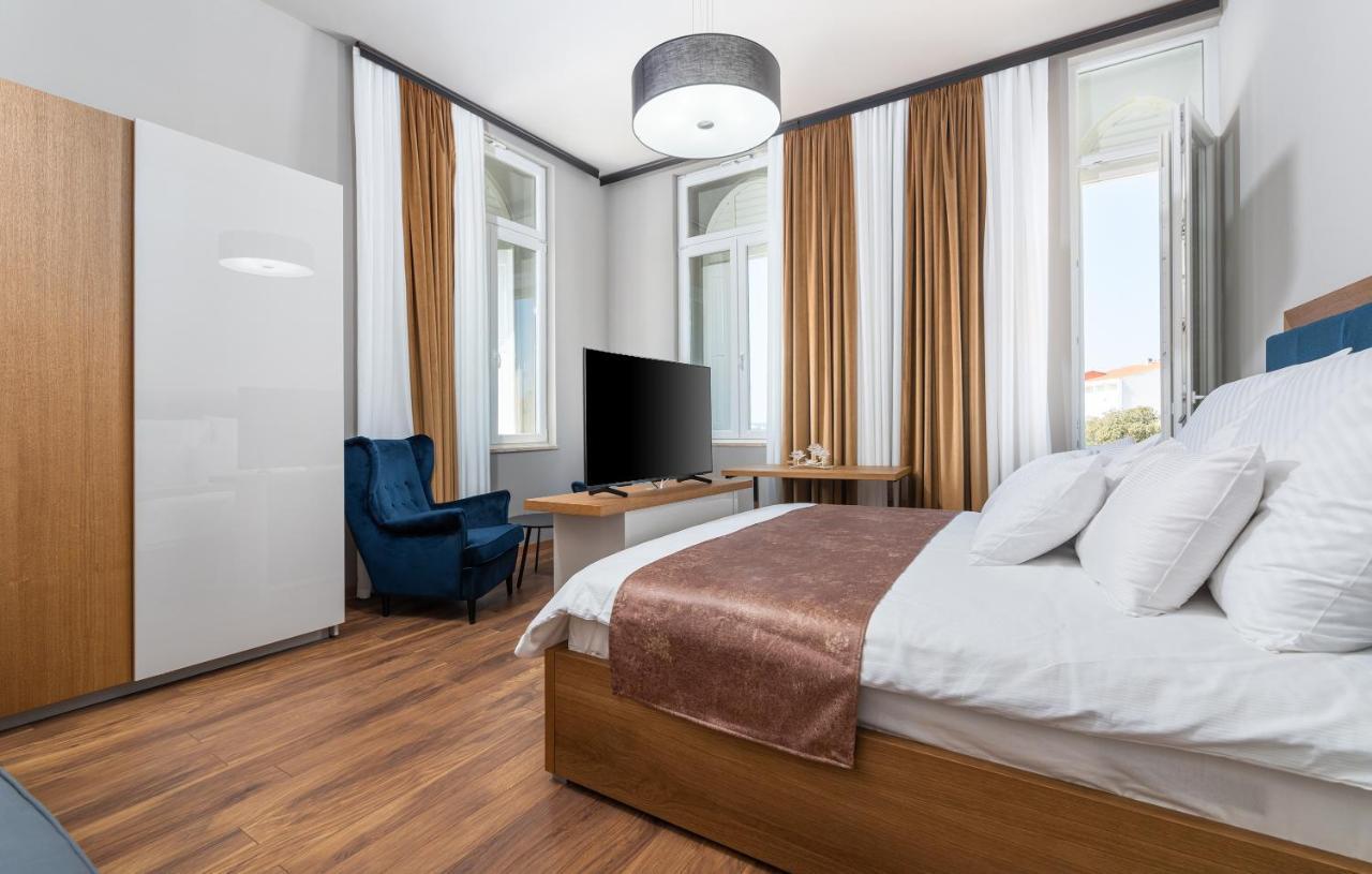 Hotel Dua Residence Porec Exterior photo